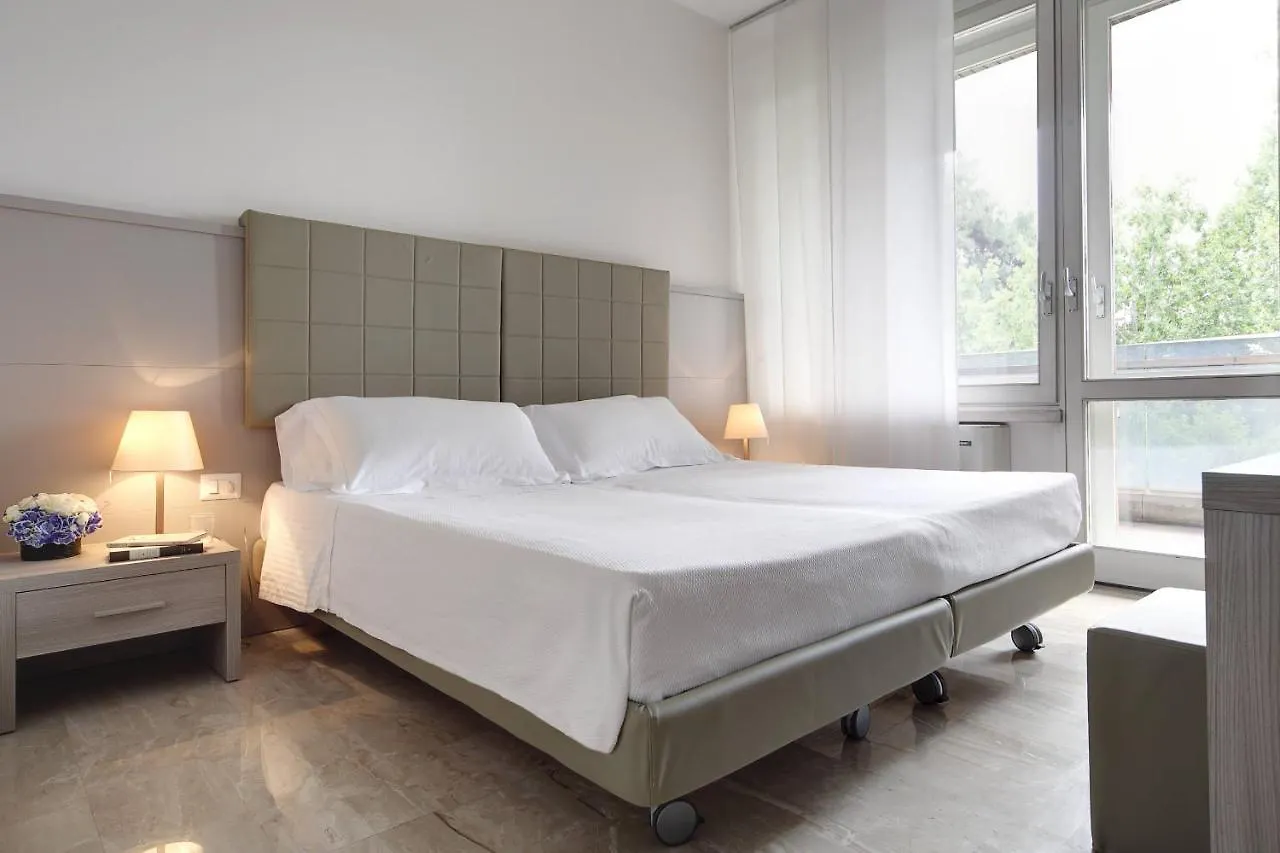Contempora Apartments - Elvezia 8 - E22 Milan