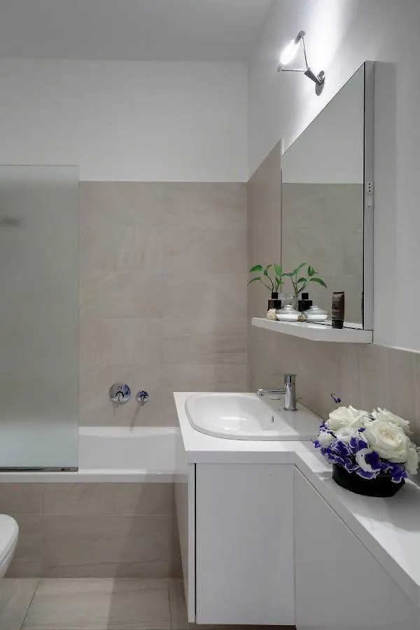 Contempora Apartments - Elvezia 8 - E22 Milan