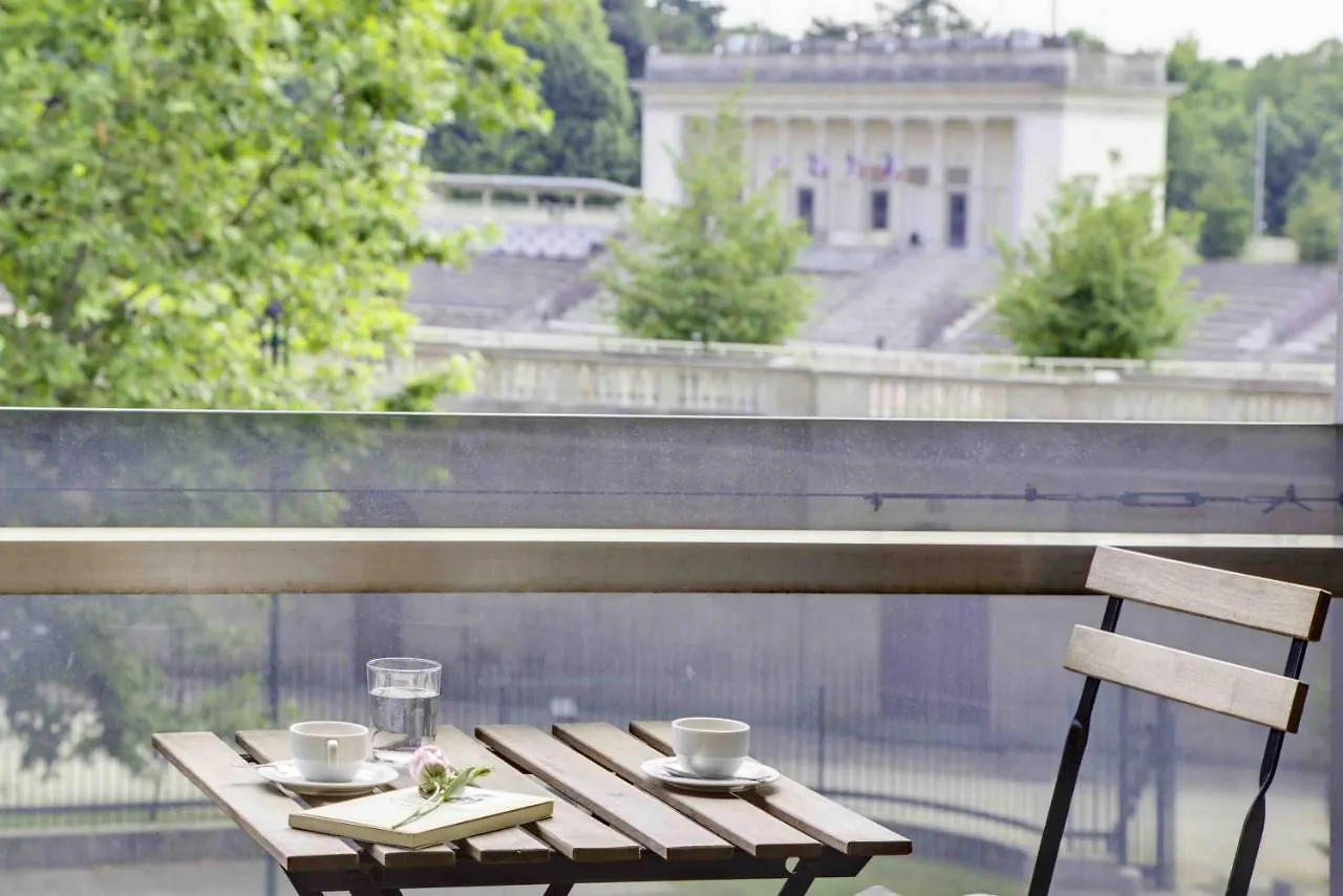 Contempora Apartments - Elvezia 8 - E22 Milan 0*,